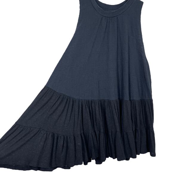 Free People Right On Time Tunic Top XS Black Sleeveless Oversized Tiered Boho - Picture 4 of 7